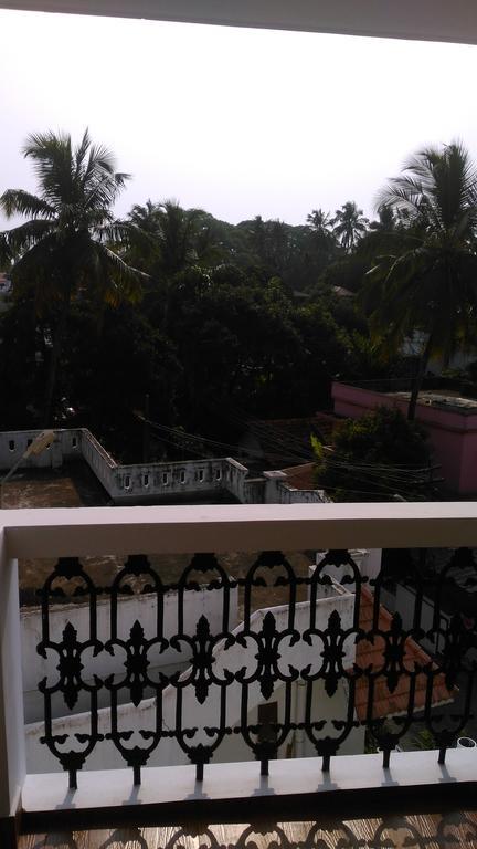 I - One'S Home Stay Kochi Exterior photo